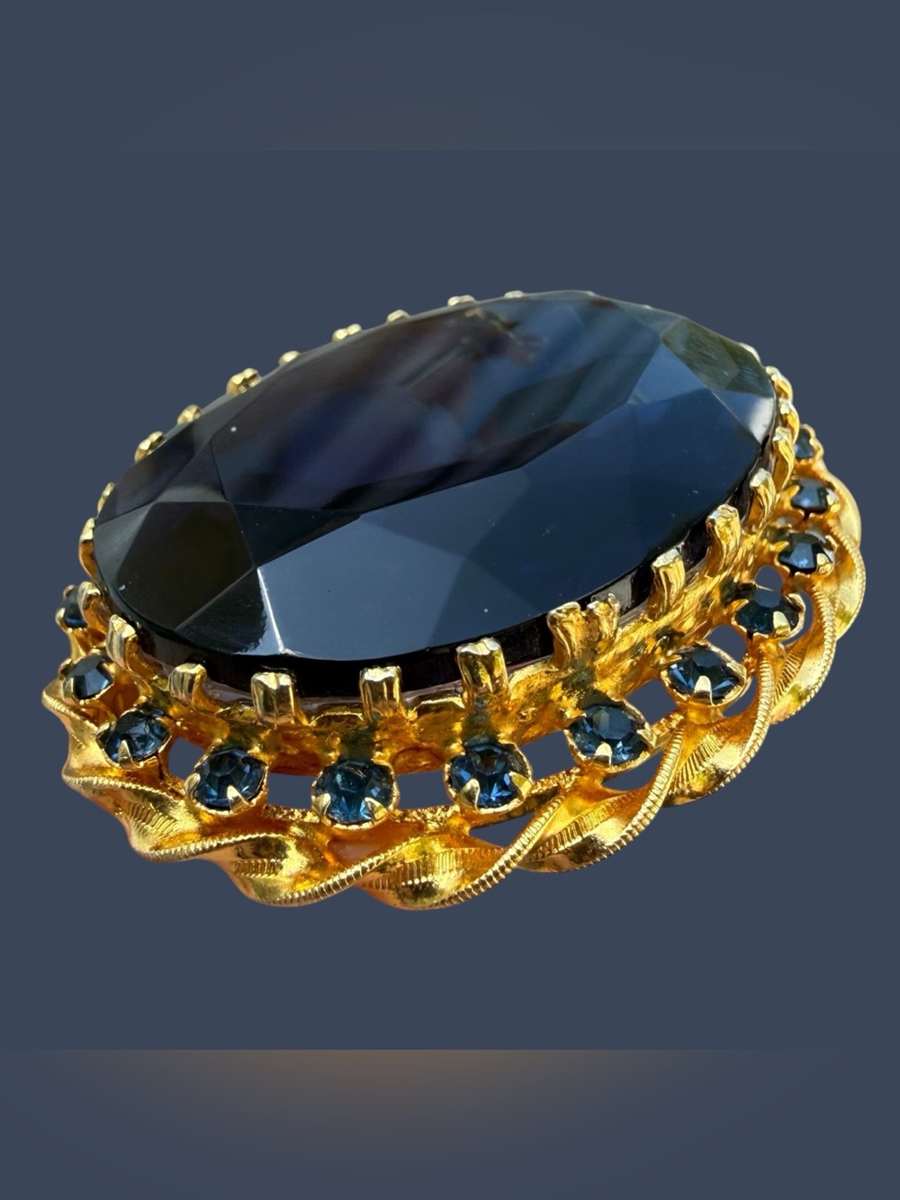 Vintage Striking Montana Blue Glass Large Rhinestone Gold Tone Brooch Austria 2”